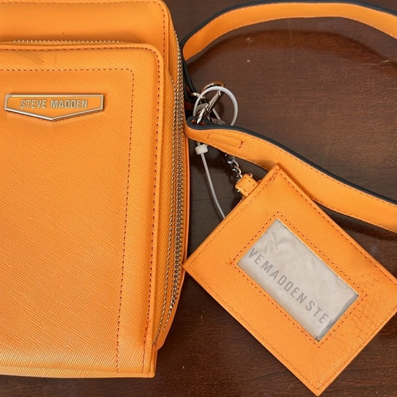 Steve Madden Orange Crossbody Bag - Picture 4 of 6